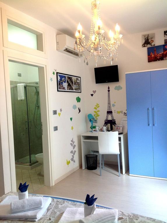 Ai Giardini Rooms -Vicino Ospedale Borgo Trento E Centro Storico فيرونا المظهر الخارجي الصورة