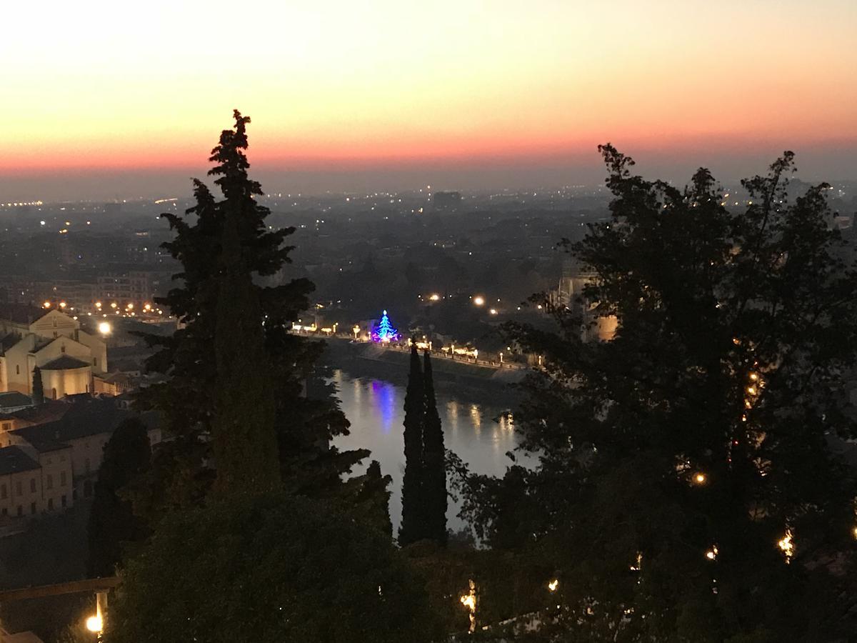 Ai Giardini Rooms -Vicino Ospedale Borgo Trento E Centro Storico فيرونا المظهر الخارجي الصورة